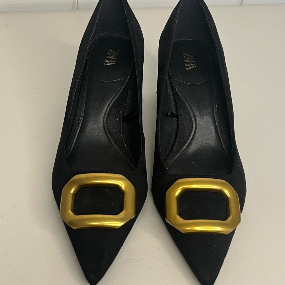 Zara Black Suede Pointed Toe Heels with Gold Buckle - Picture 7 of 12